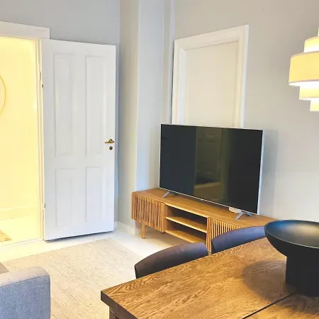 Apartment Amazing In Urban Neighborhood
